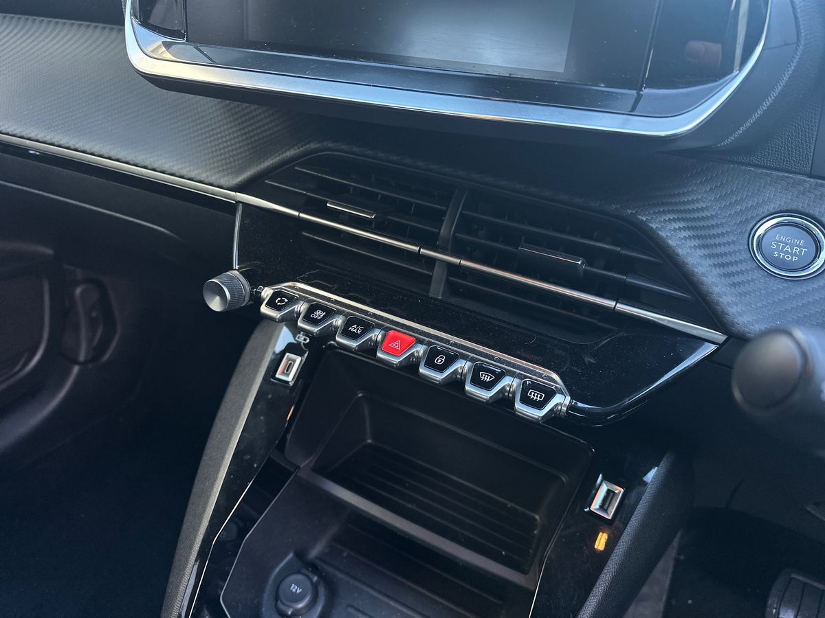 Used Peugeot 208 2023 for sale - 77224930: Photo 16