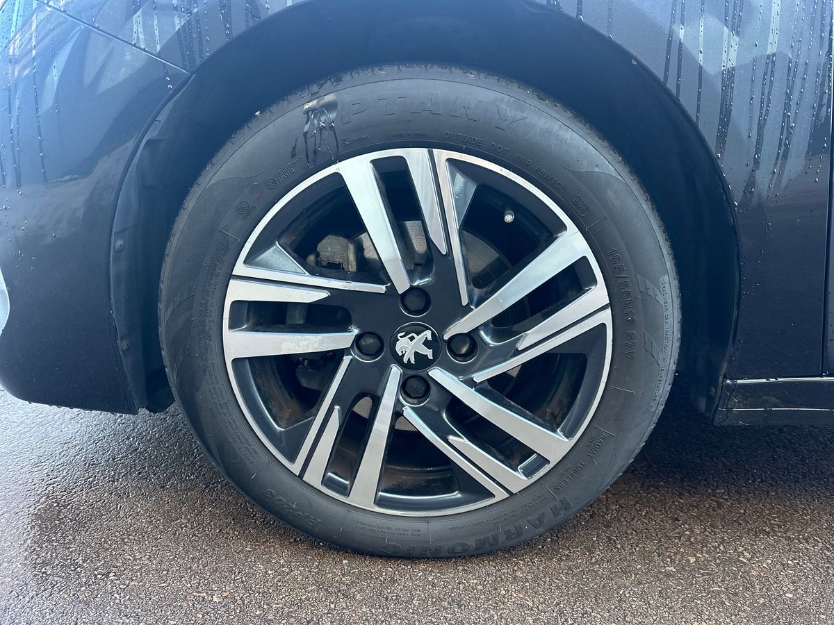 Used Peugeot 208 2023 for sale - 77224930: Photo 28