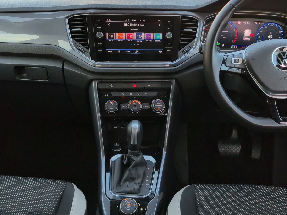 Used Volkswagen T-Roc 2021 for sale - 76868929: Photo 15