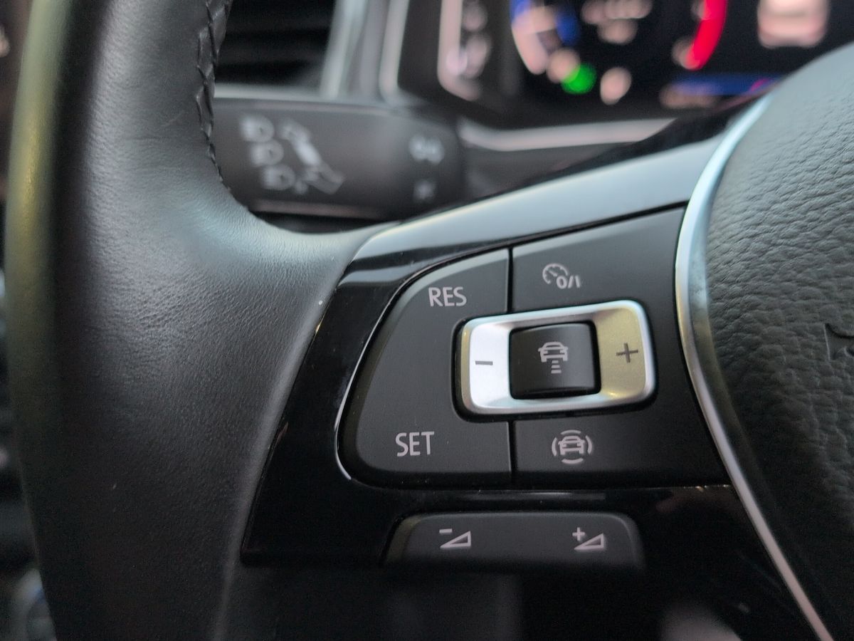 Used Volkswagen T-Roc 2021 for sale - 76868929: Photo 22