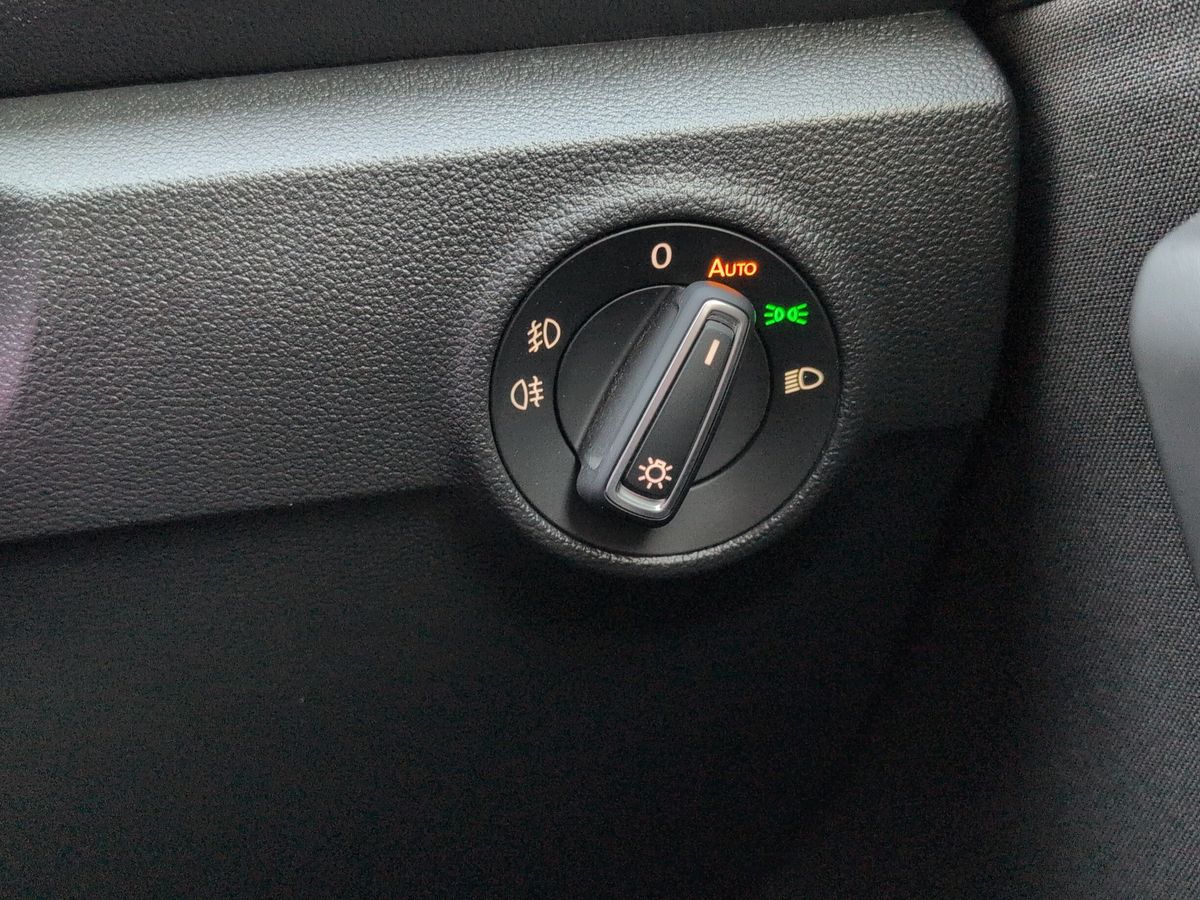 Used Volkswagen T-Roc 2021 for sale - 76868929: Photo 28