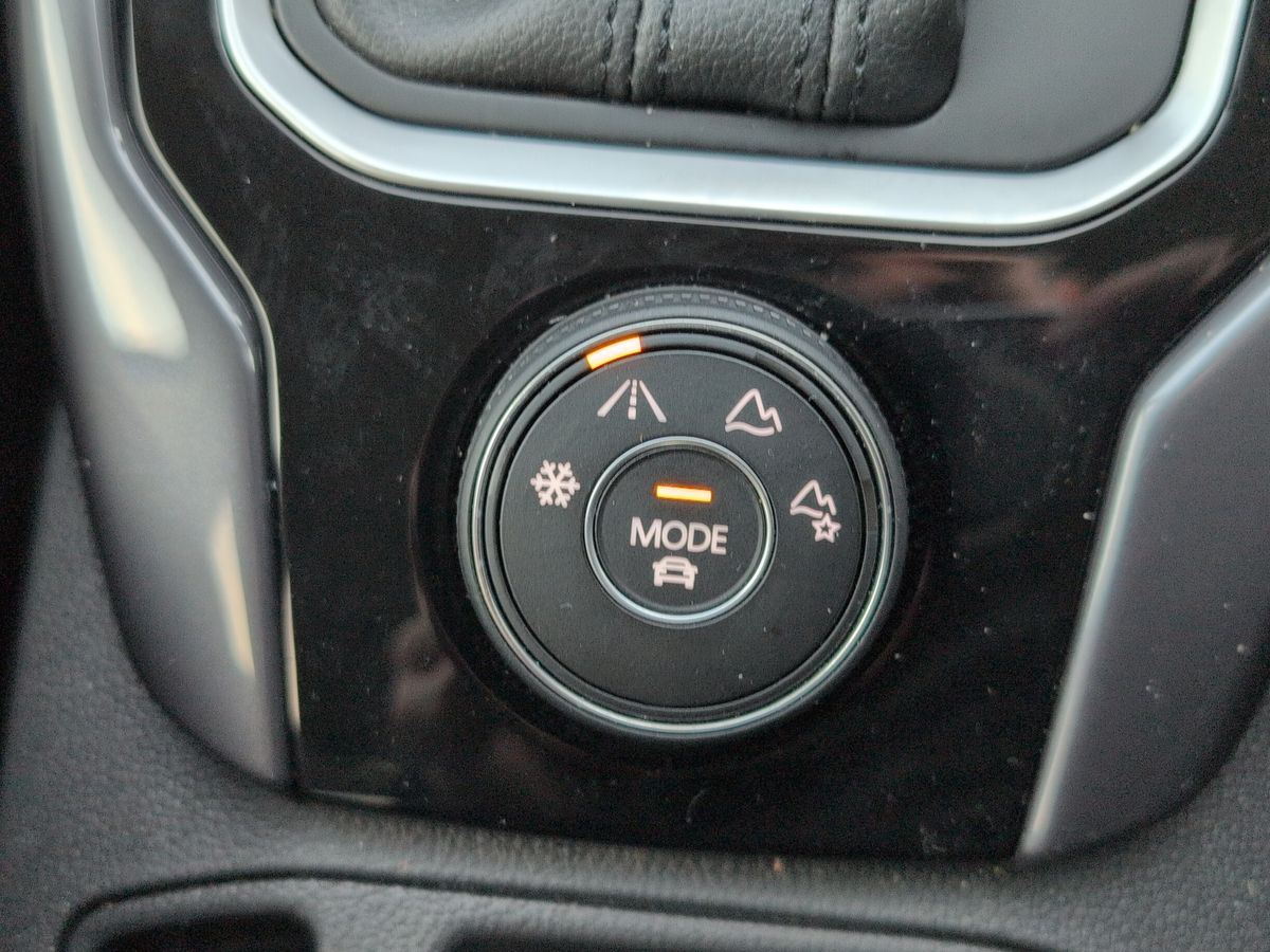 Used Volkswagen T-Roc 2021 for sale - 76868929: Photo 31