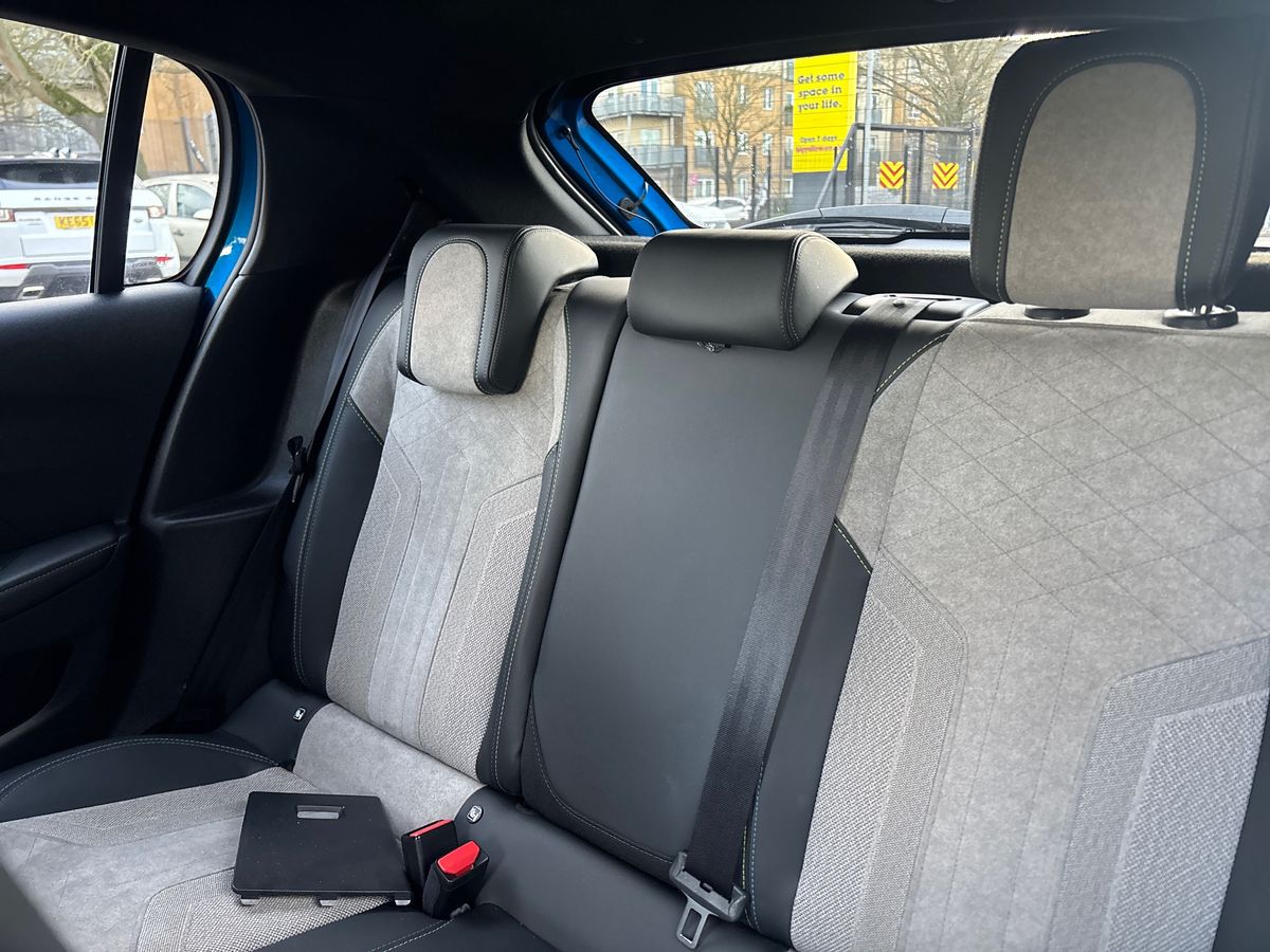 Used Peugeot 208 2021 for sale - 77205692: Photo 24