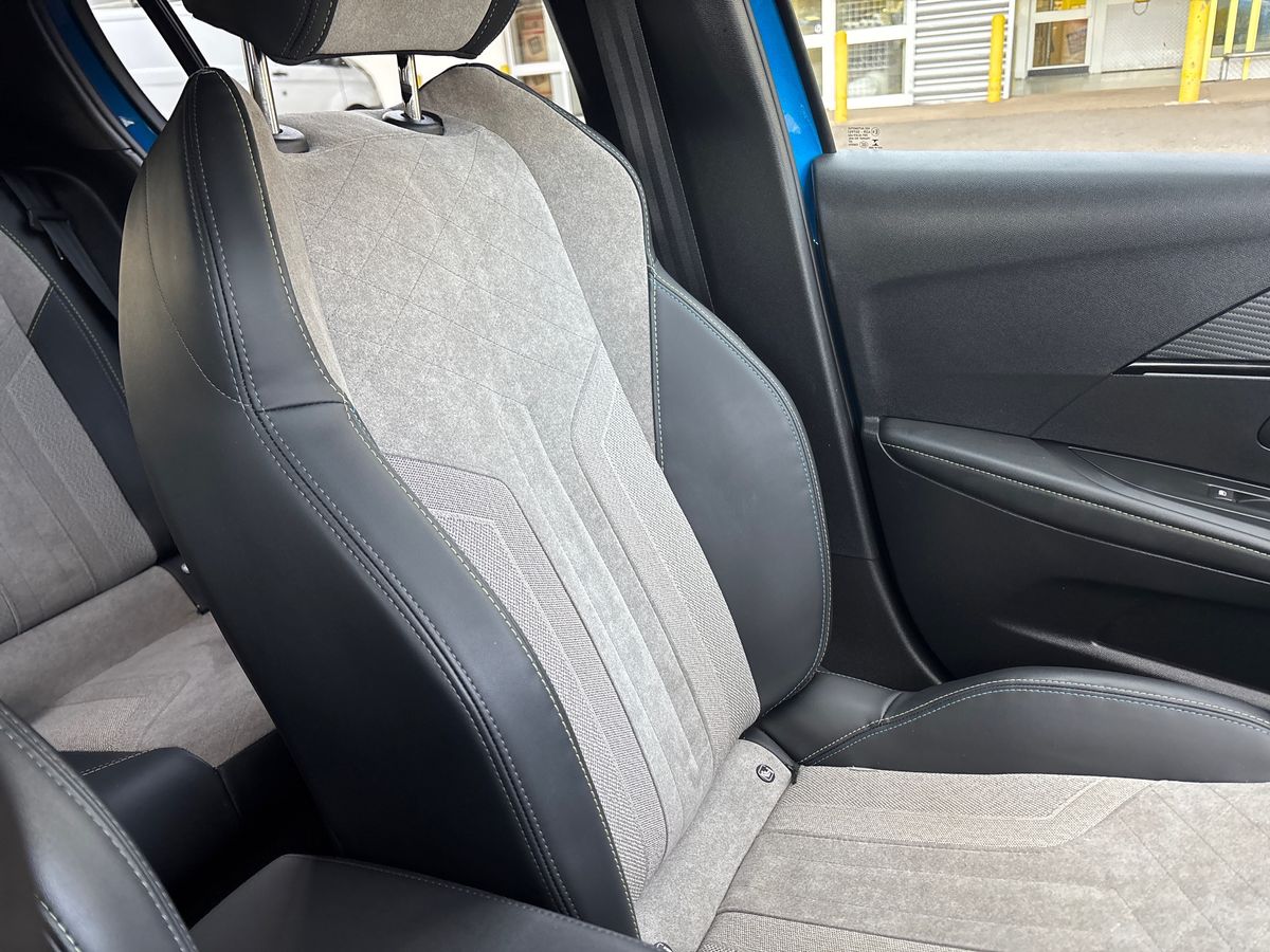 Used Peugeot 208 2021 for sale - 77205692: Photo 32