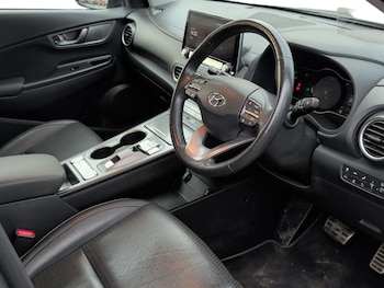 Used Hyundai KONA 2020 for sale - 77532064: Photo