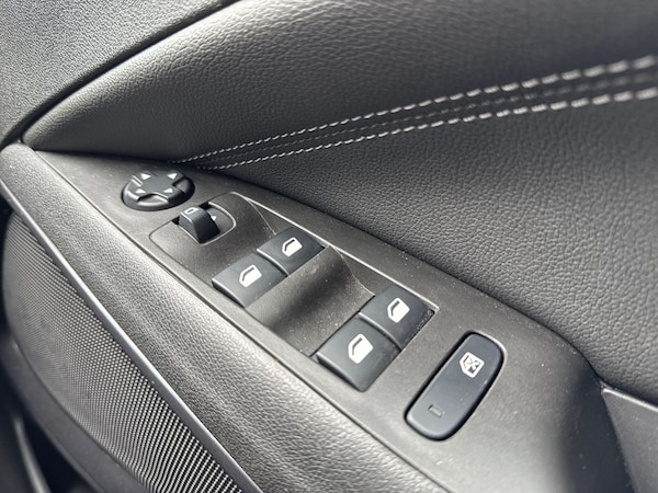Used Vauxhall Crossland 2021 for sale - 74143886: Photo 17