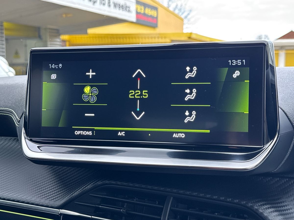 Used Peugeot 2008 2022 for sale - 76874801: Photo 16