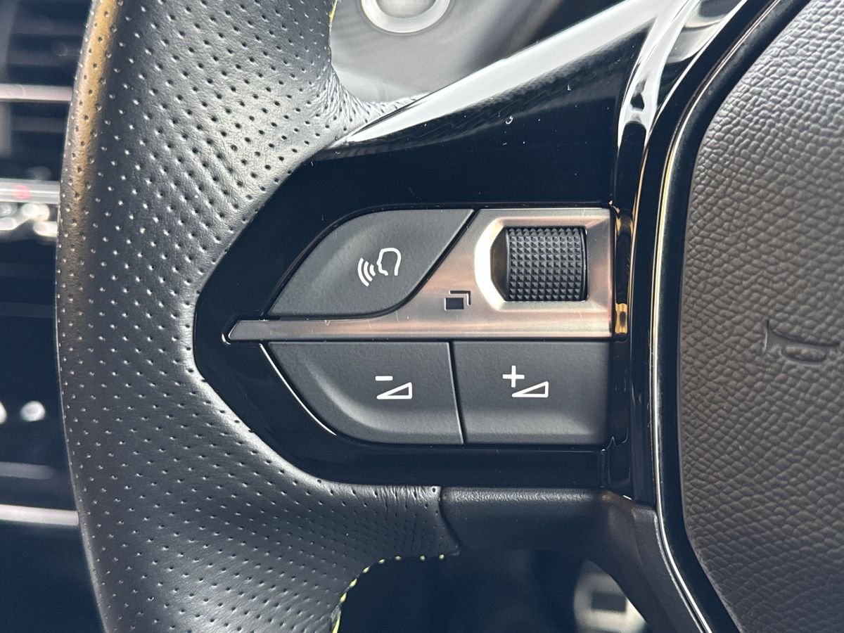 Used Peugeot 2008 2022 for sale - 76874801: Photo 22