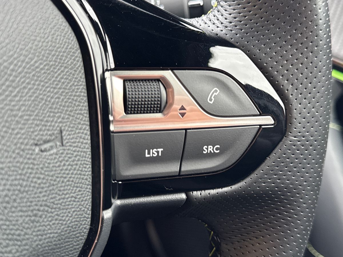 Used Peugeot 2008 2022 for sale - 76874801: Photo 23