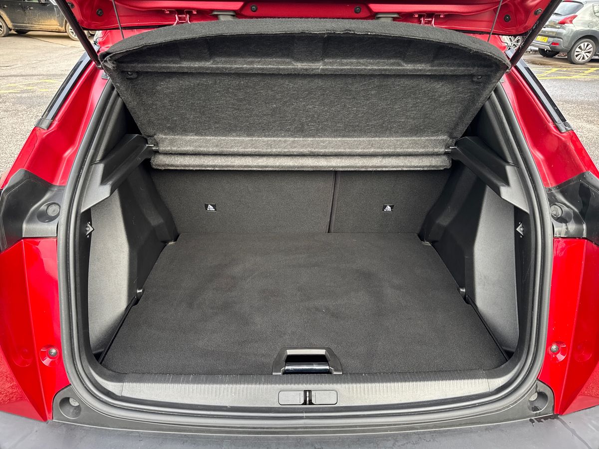 Used Peugeot 2008 2022 for sale - 76874801: Photo 25