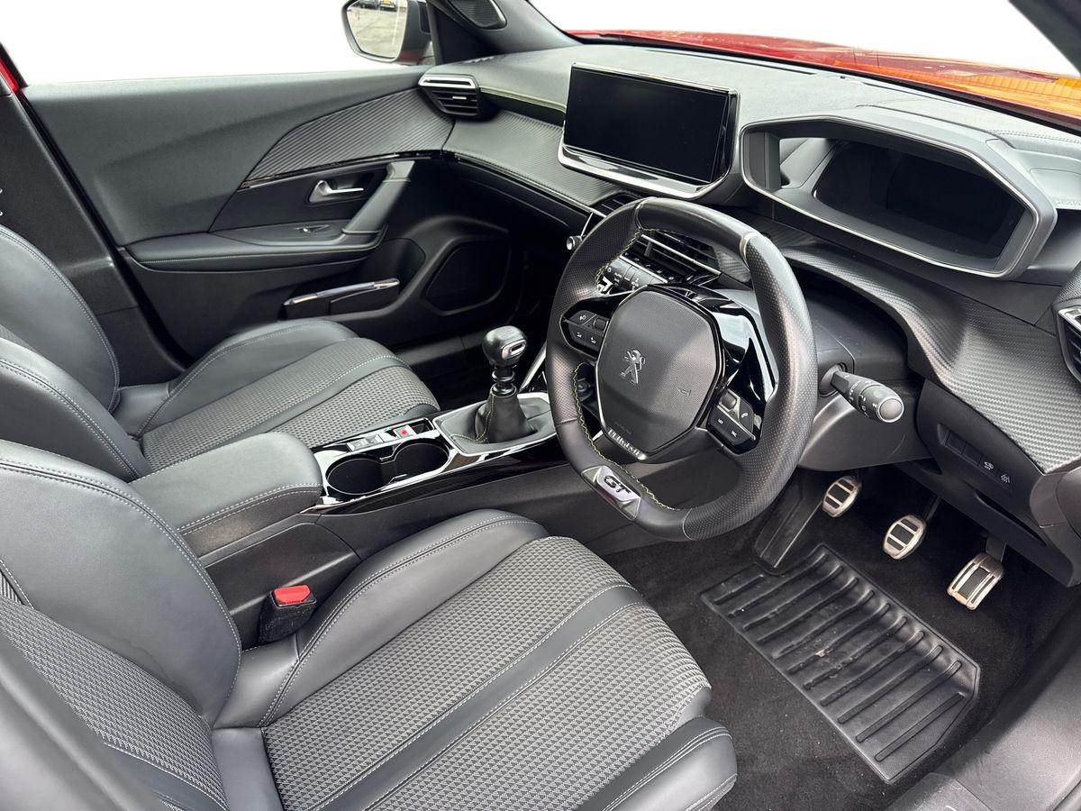 Used Peugeot 2008 2022 for sale - 76874801: Photo 3