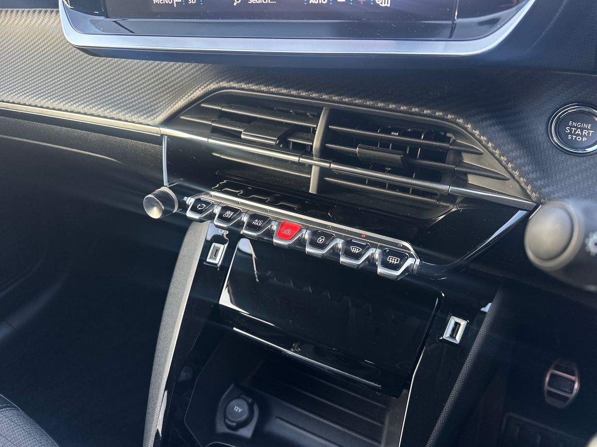 Used Peugeot 208 2023 for sale - 76971443: Photo 16