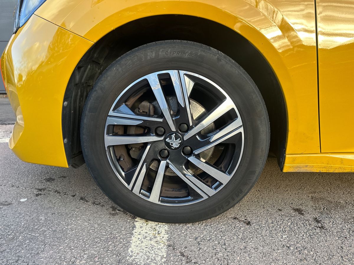 Used Peugeot 208 2023 for sale - 76971443: Photo 32