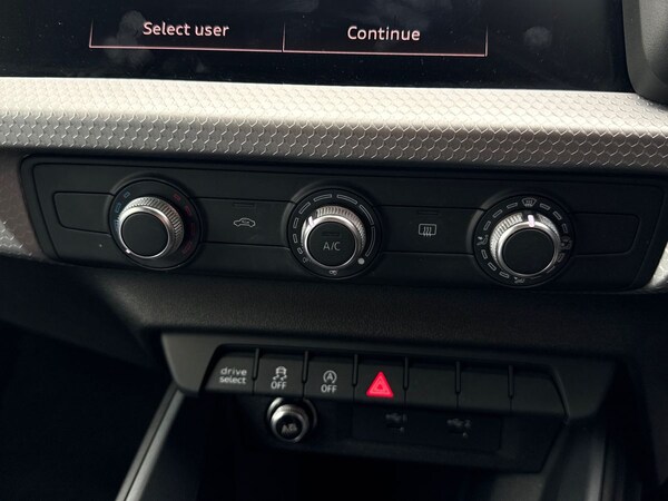 Used Audi A1 2021 for sale - 74528690: Photo 16