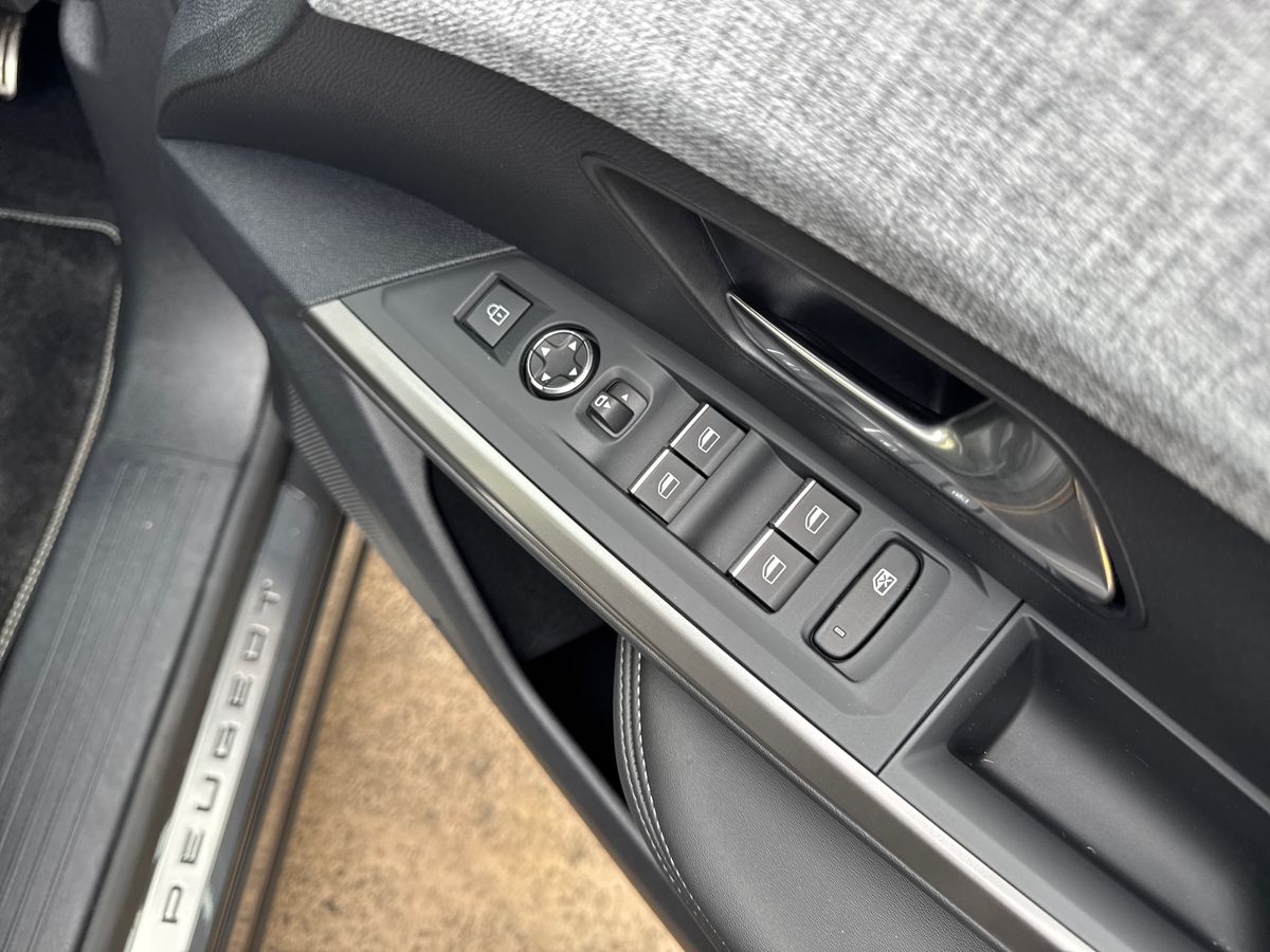 Used Peugeot 5008 2025 for sale - 76868586: Photo 17