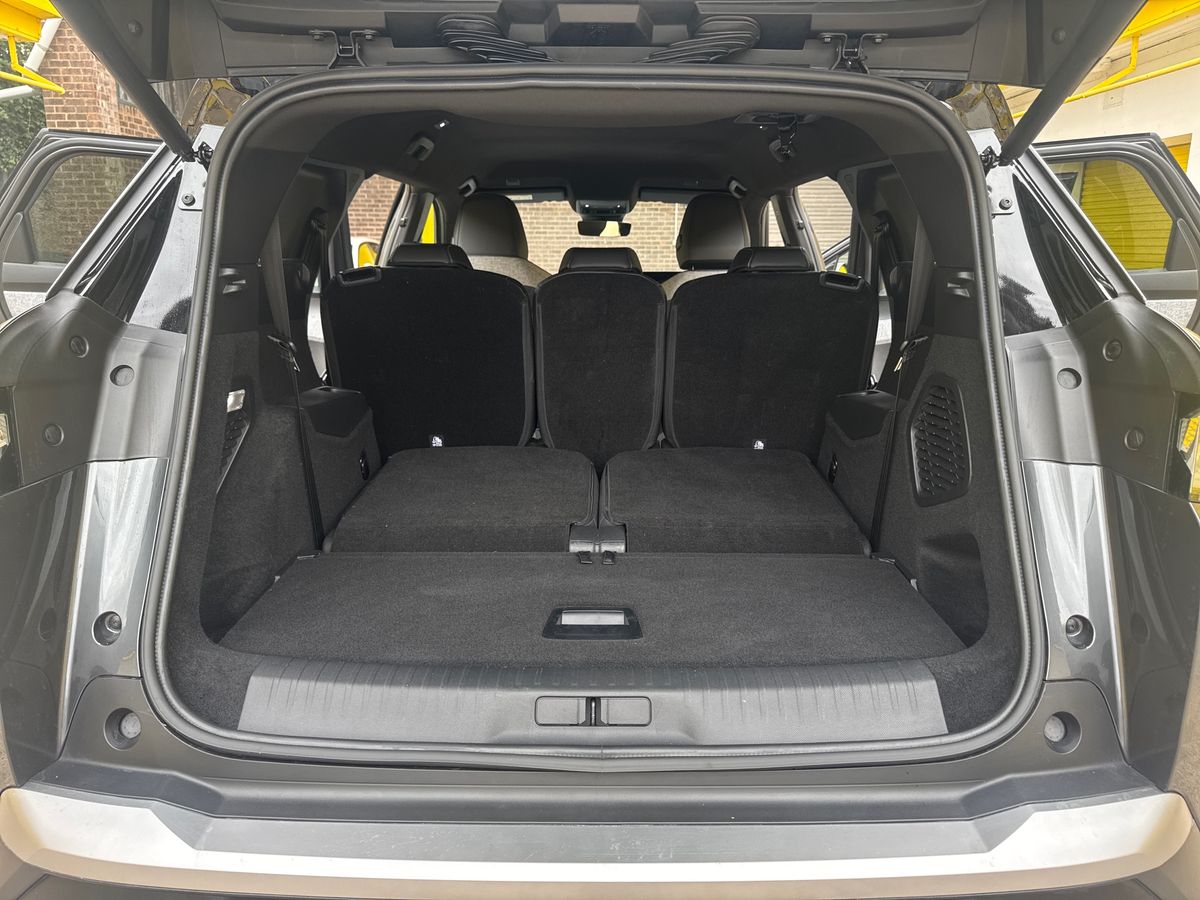 Used Peugeot 5008 2025 for sale - 76868586: Photo 25