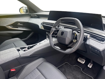 Used Peugeot 5008 2025 for sale - 76868586: Photo