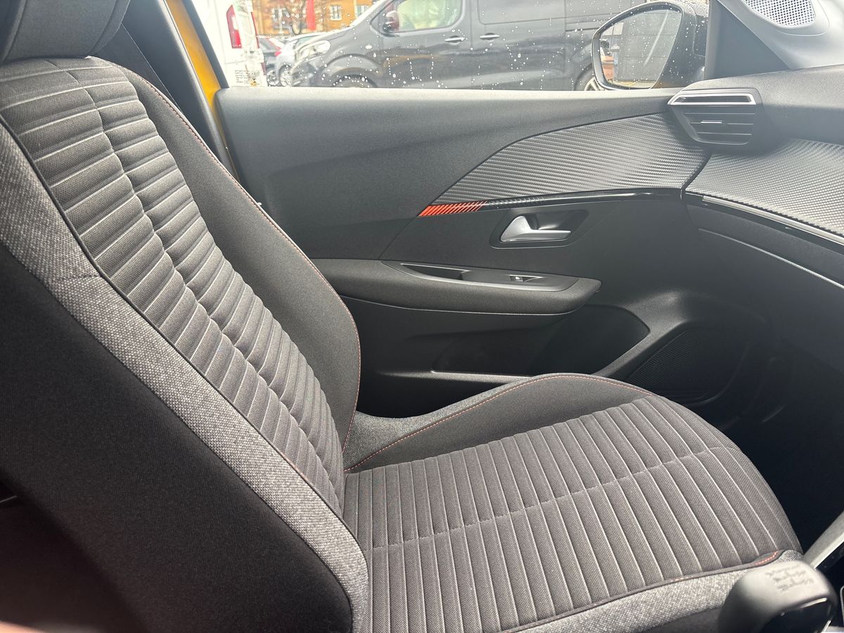 Used Peugeot 208 2022 for sale - 76130832: Photo 27