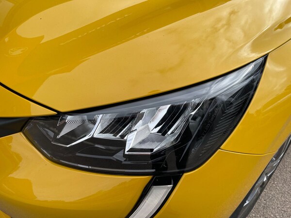 Used Peugeot 208 2022 for sale - 76130832: Photo 29