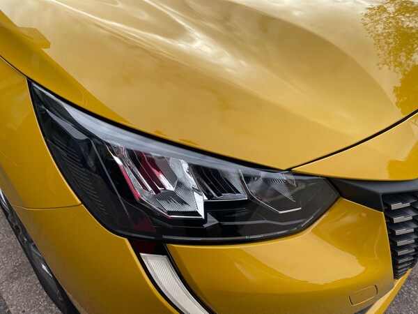 Used Peugeot 208 2022 for sale - 76130832: Photo 30