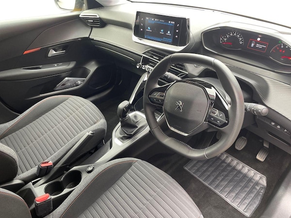 Used Peugeot 208 2022 for sale - 76130832: Photo 3