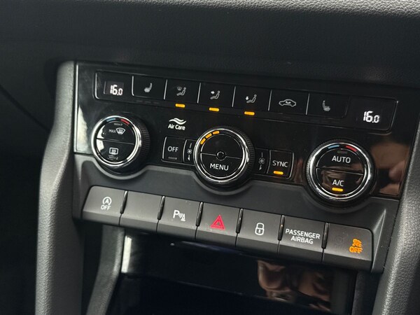Used Skoda Karoq 2020 for sale - 73952527: Photo 16