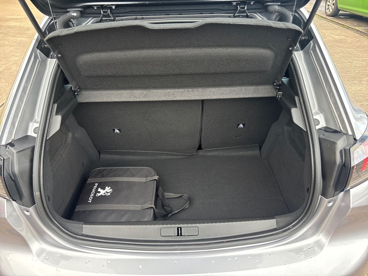 Used Peugeot 208 2022 for sale - 77247982: Photo 25