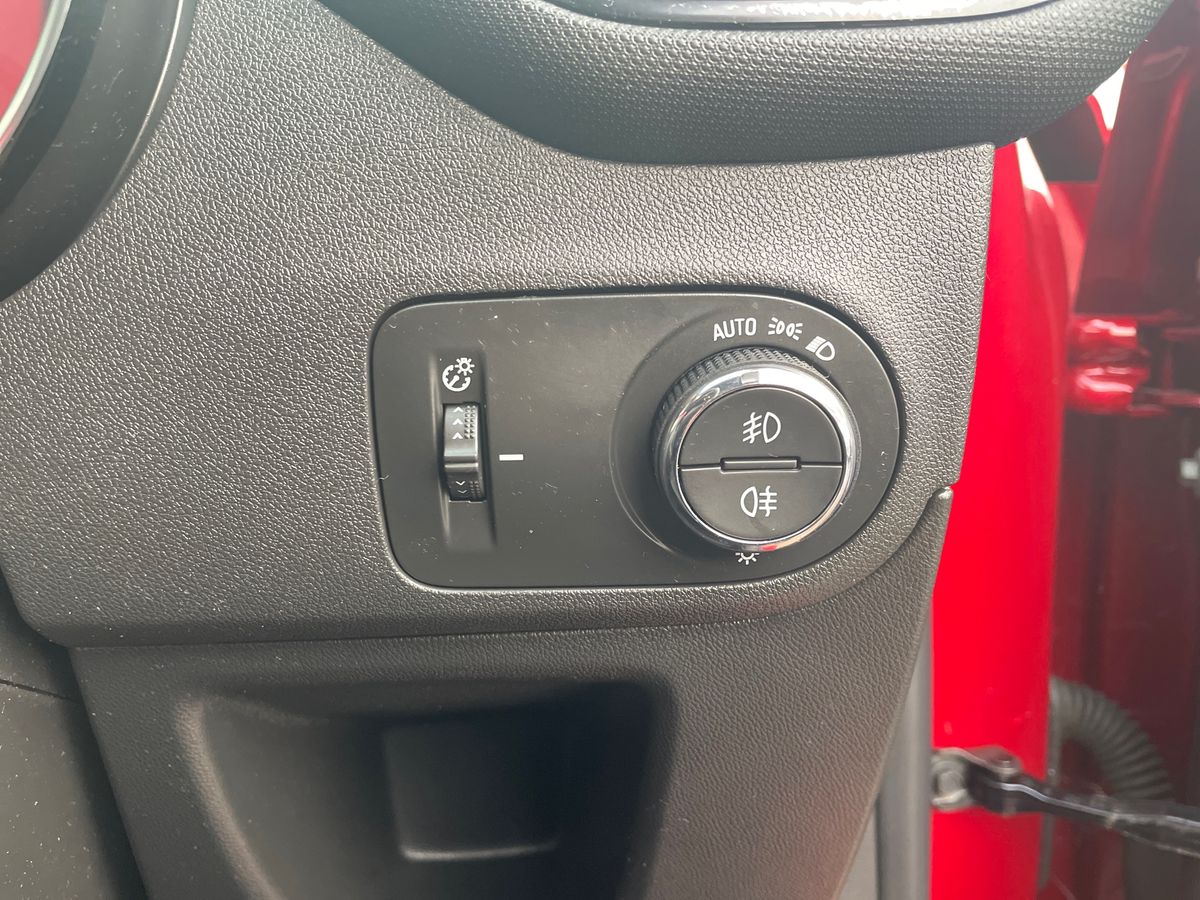 Used Vauxhall Crossland 2021 for sale - 76873538: Photo 28