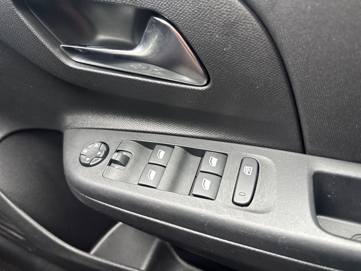 Used Vauxhall Corsa 2023 for sale - 77470889: Photo 17