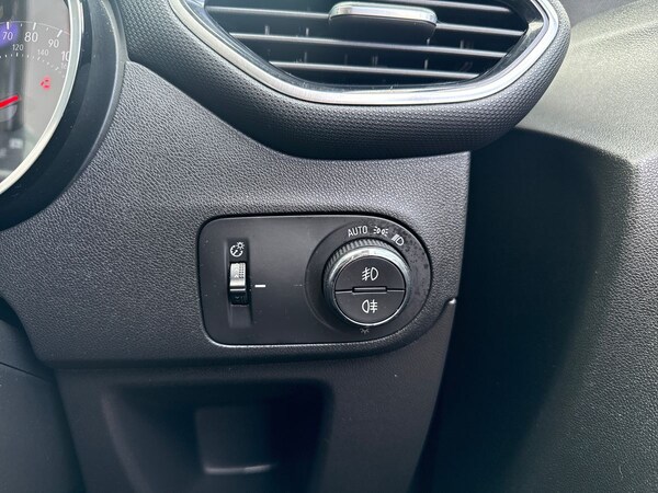 Used Vauxhall Crossland 2022 for sale - 75652957: Photo 34