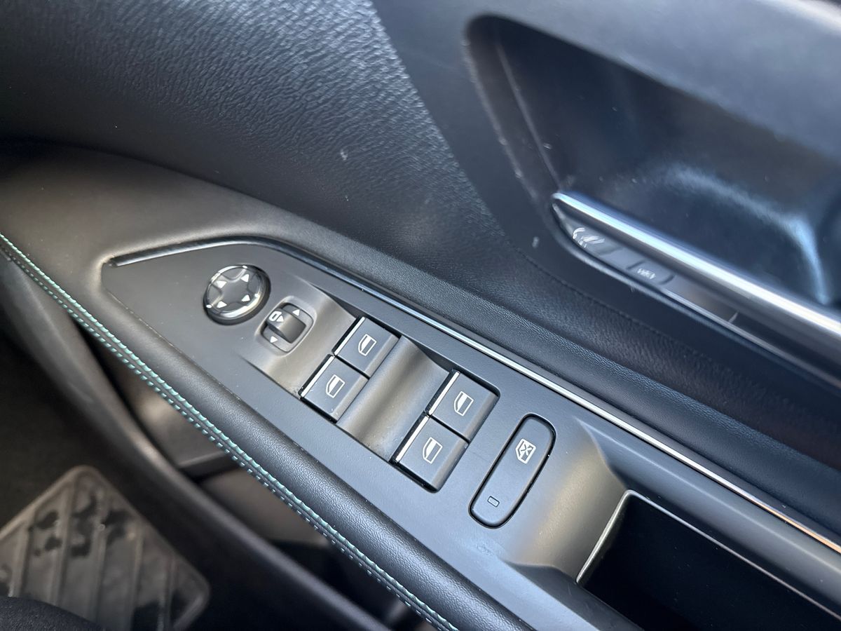 Used Peugeot 5008 2023 for sale - 76901504: Photo 17