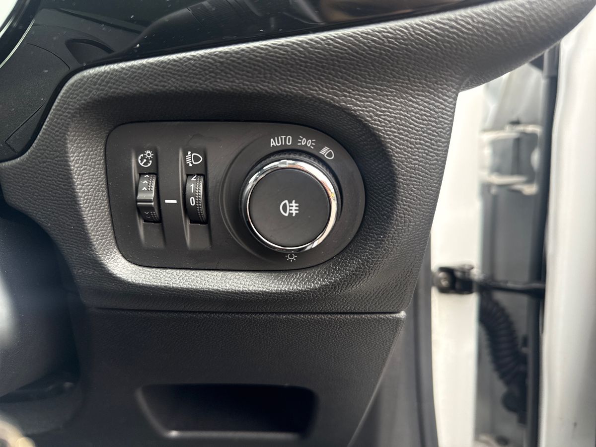 Used Vauxhall Corsa 2022 for sale - 76154878: Photo 31