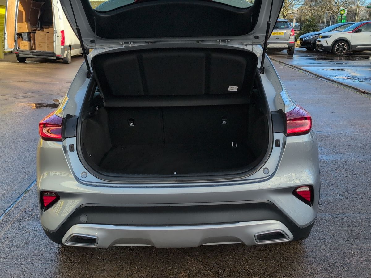 Used Kia XCeed 2022 for sale - 76874627: Photo 25