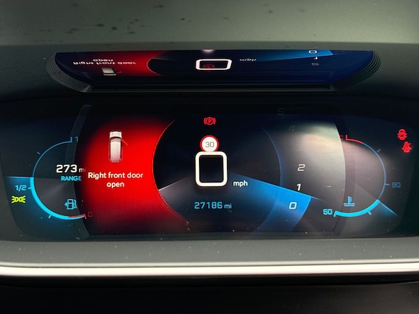 Used Peugeot 2008 2022 for sale - 76130637: Photo 21