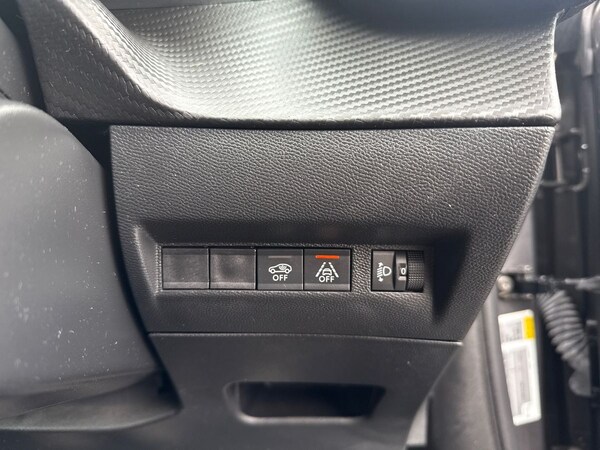 Used Peugeot 2008 2022 for sale - 76130637: Photo 35