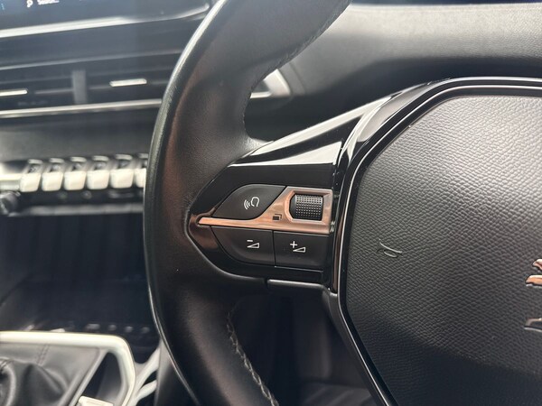 Used Peugeot 5008 2021 for sale - 76265520: Photo 22