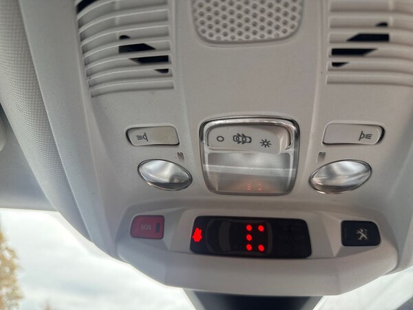 Used Peugeot 5008 2021 for sale - 76265520: Photo 36