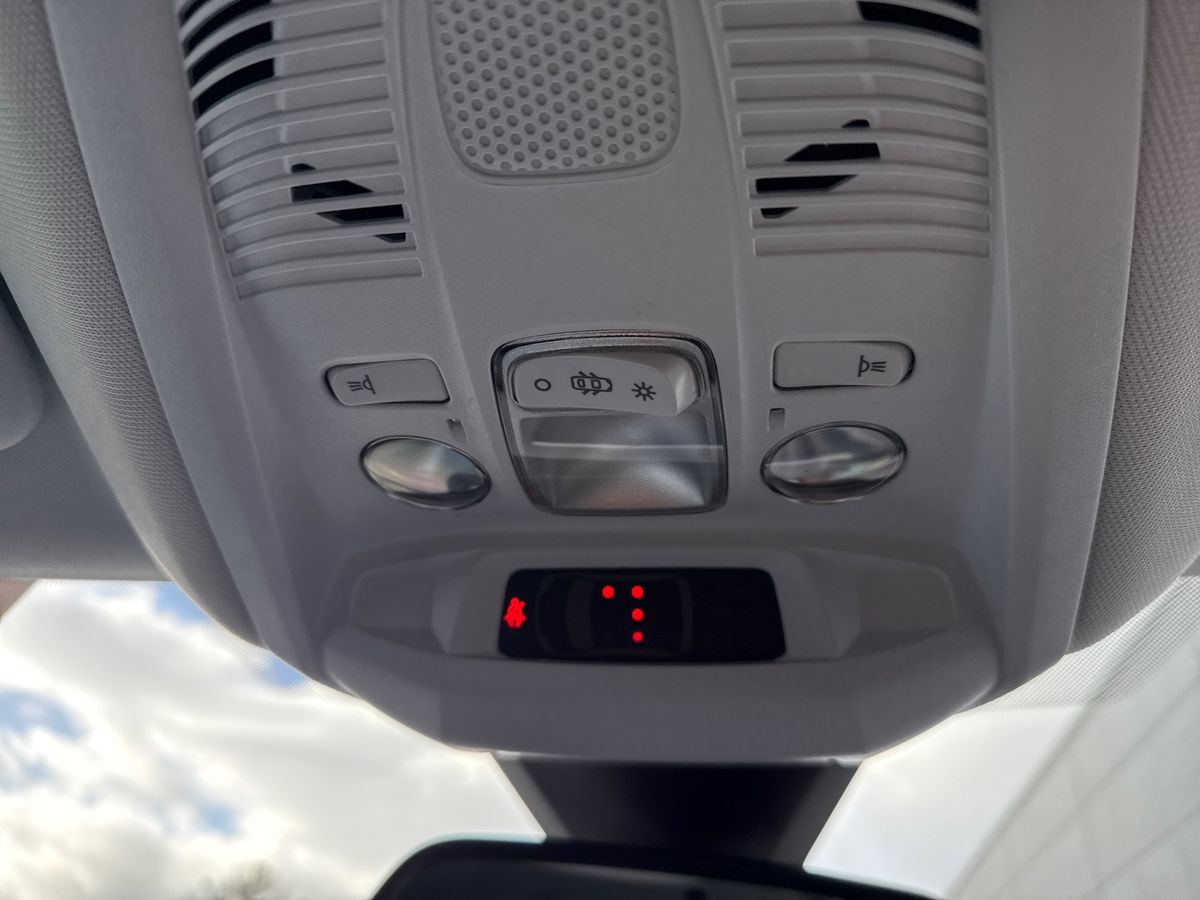 Used Peugeot 3008 2022 for sale - 76124734: Photo 31