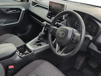 Used Toyota RAV4 2021 for sale - 77638196: Photo