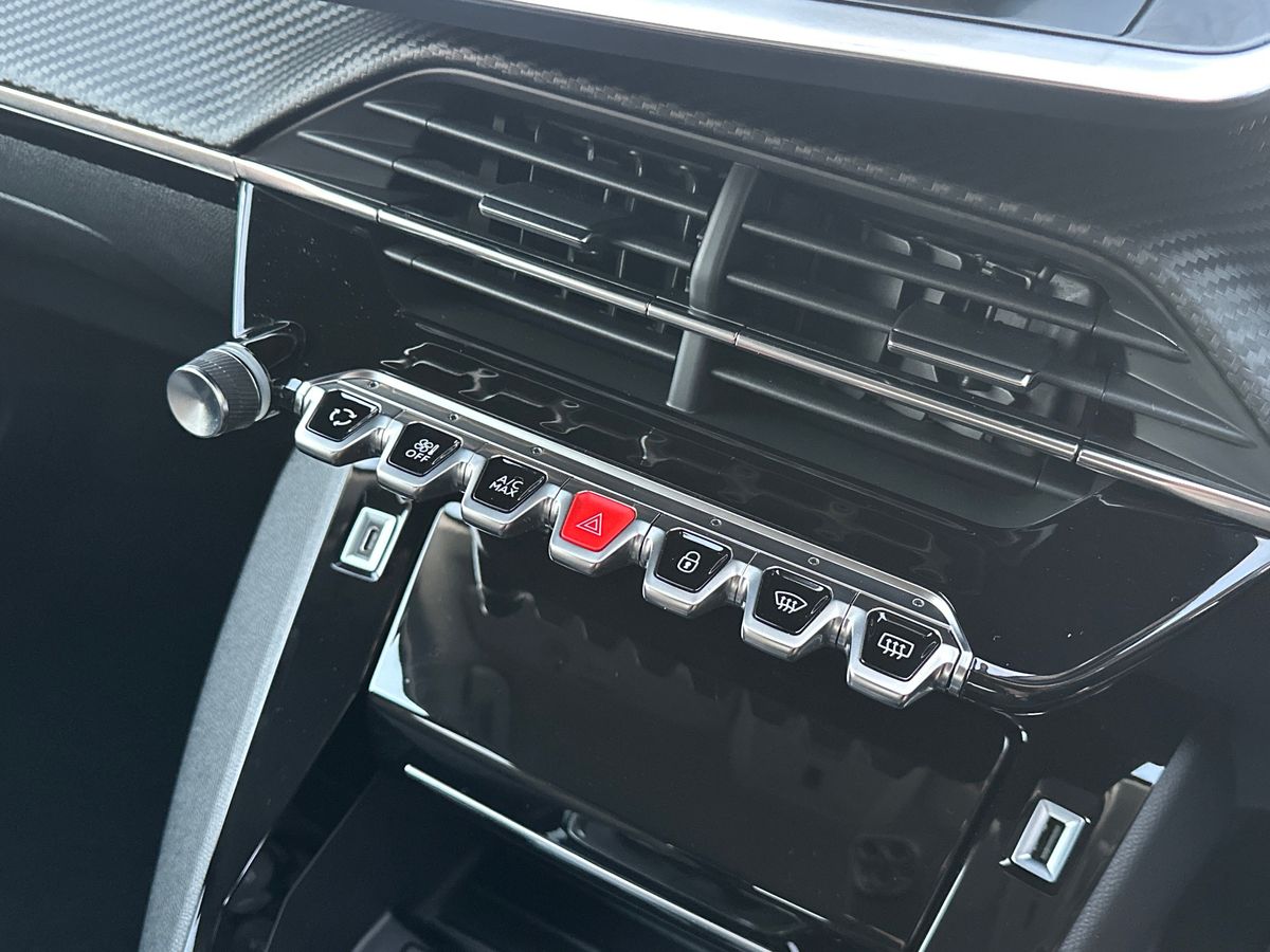 Used Peugeot 208 2022 for sale - 76901470: Photo 16