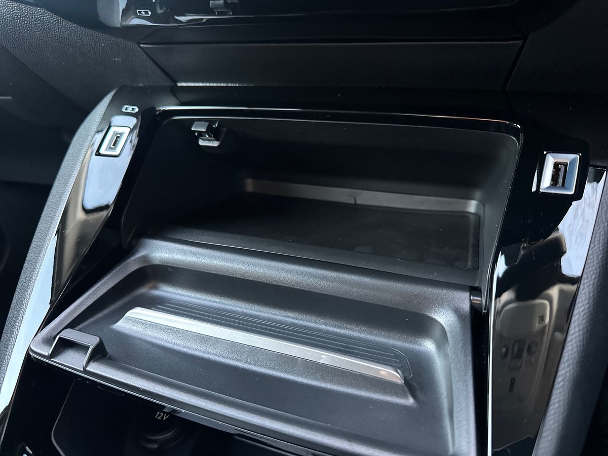 Used Peugeot 208 2022 for sale - 76901470: Photo 33