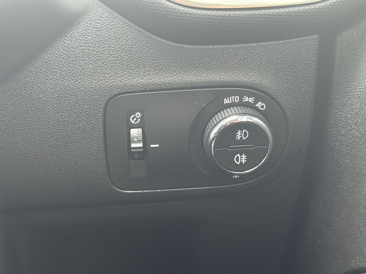 Used Vauxhall Crossland 2022 for sale - 77360605: Photo 33