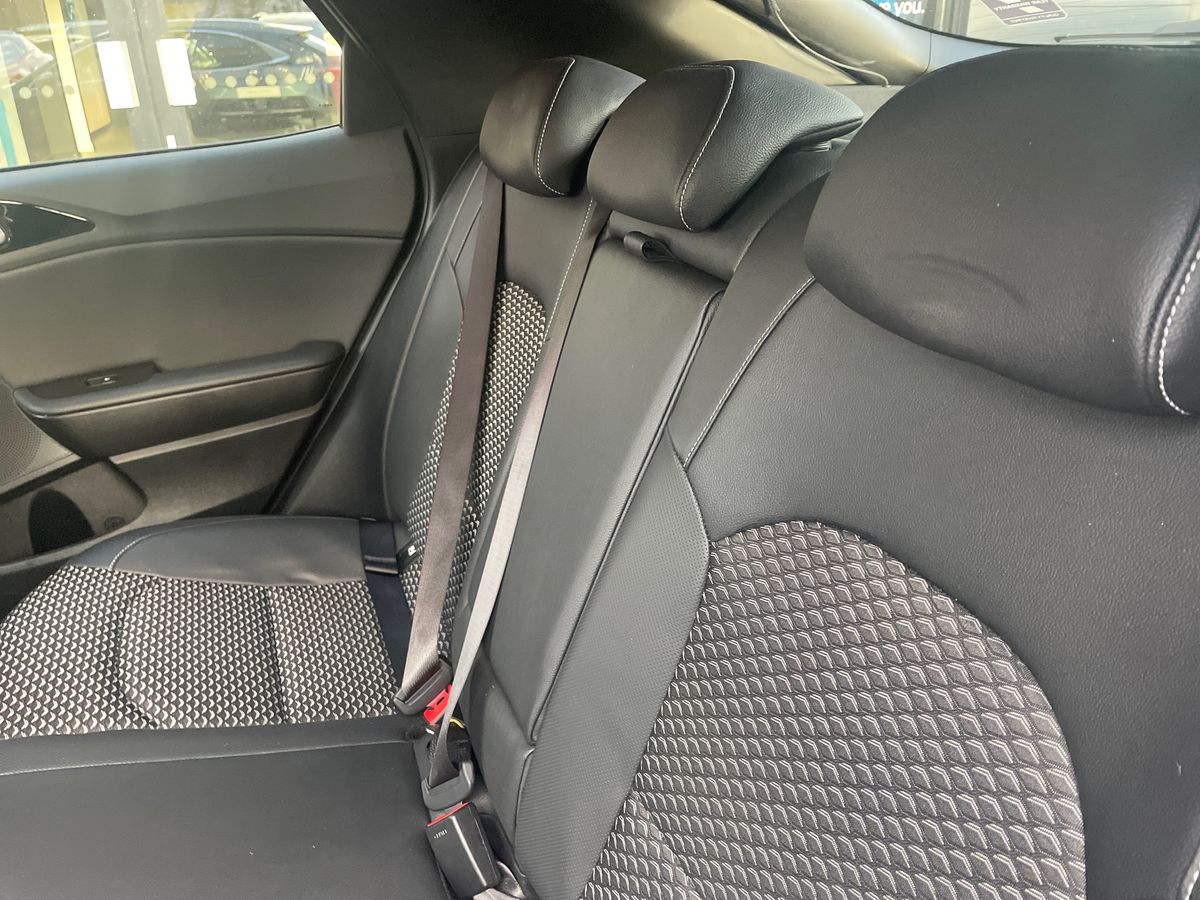 Used Kia XCeed 2023 for sale - 77047793: Photo 24