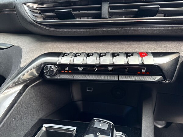 Used Peugeot 3008 2022 for sale - 76145932: Photo 36