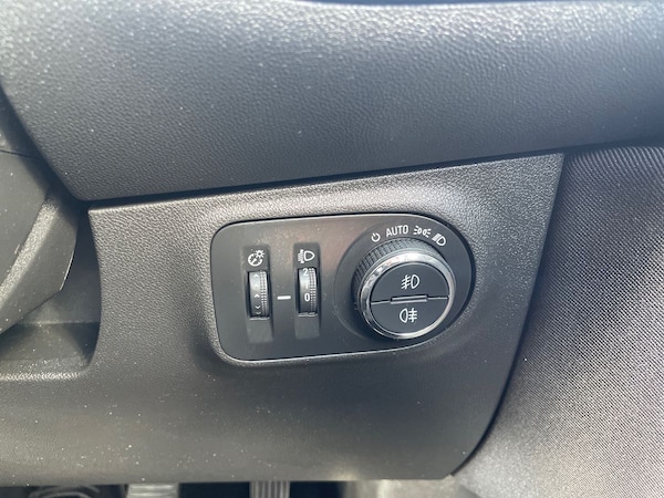 Used Vauxhall Corsa 2018 for sale - 76104188: Photo 20