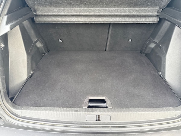 Used Peugeot 2008 2021 for sale - 76130810: Photo 25