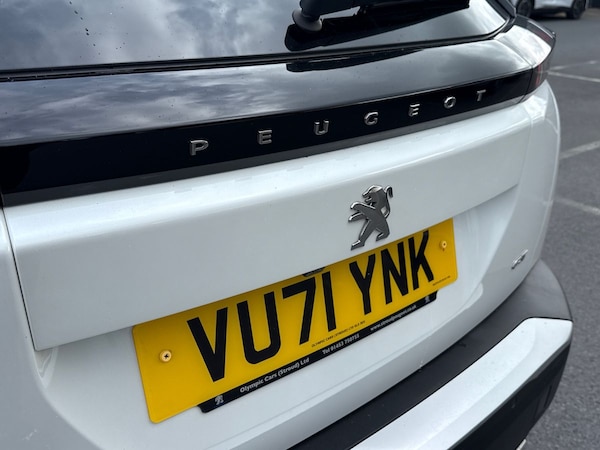 Used Peugeot 2008 2021 for sale - 76130810: Photo 33