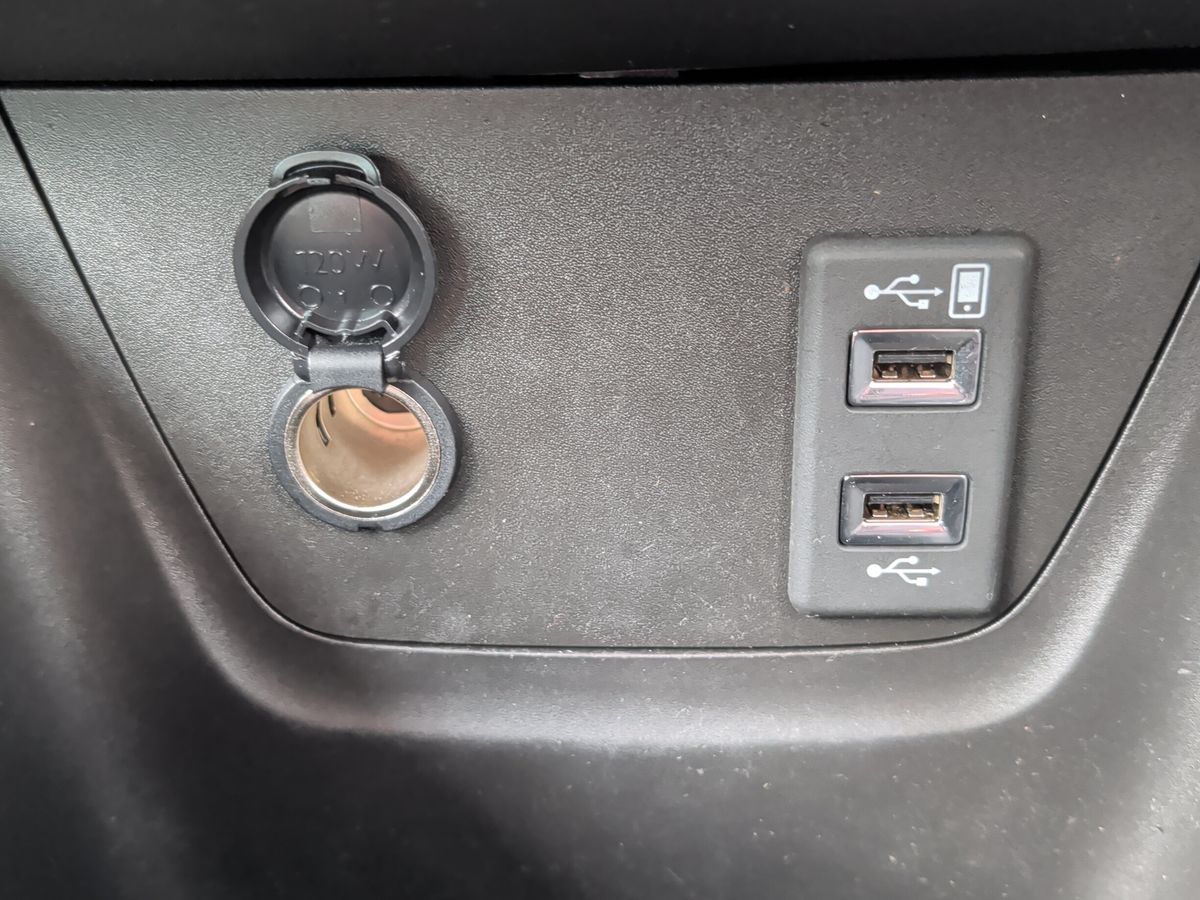 Used Vauxhall Crossland 2022 for sale - 76874661: Photo 31