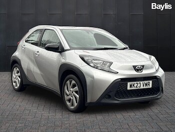 2023 - 1.0 VVT-i Pure 5dr