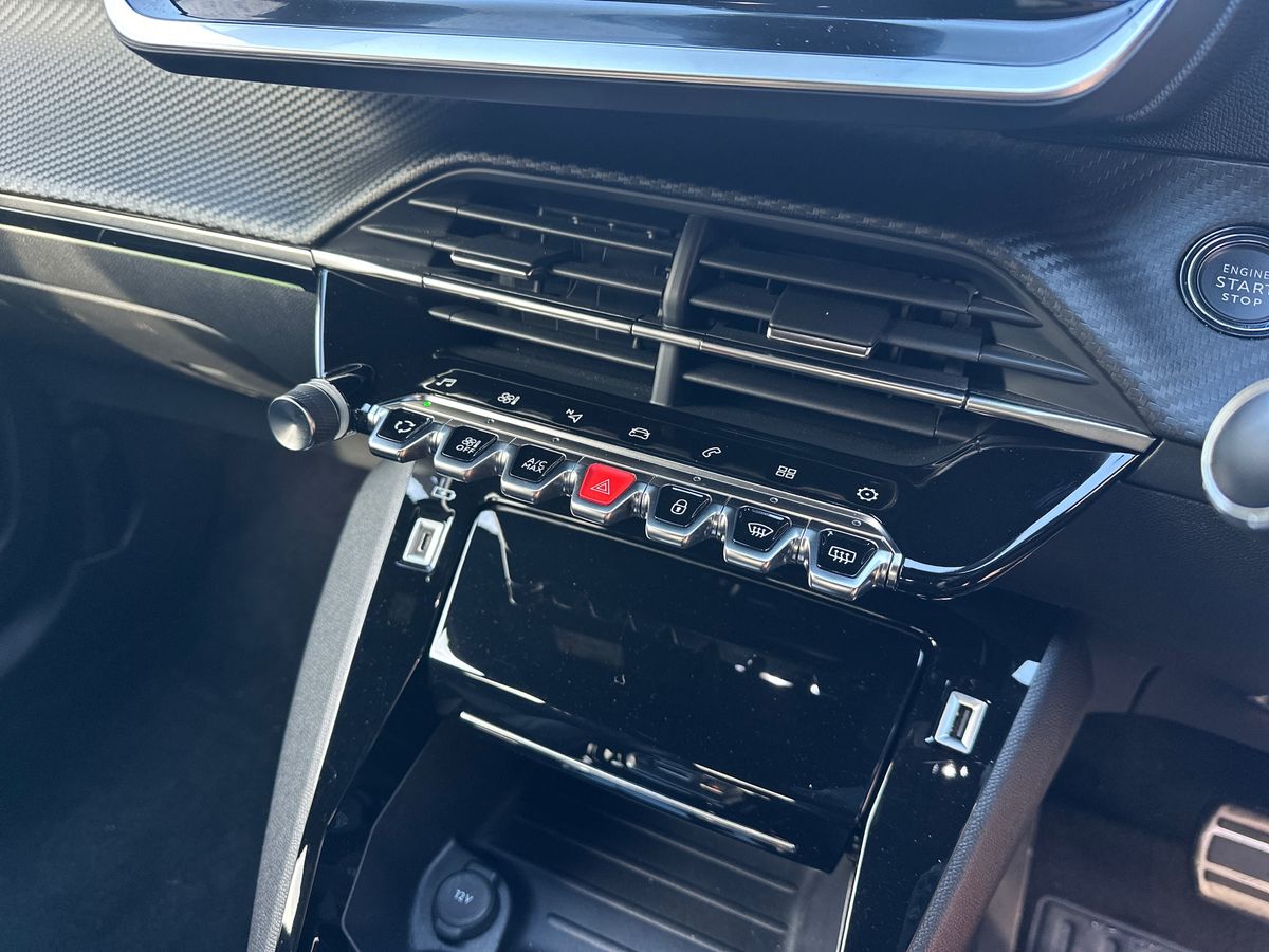 Used Peugeot 2008 2022 for sale - 76229244: Photo 16